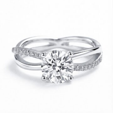 The Embrace Round Cut Twisted Bypass Ring